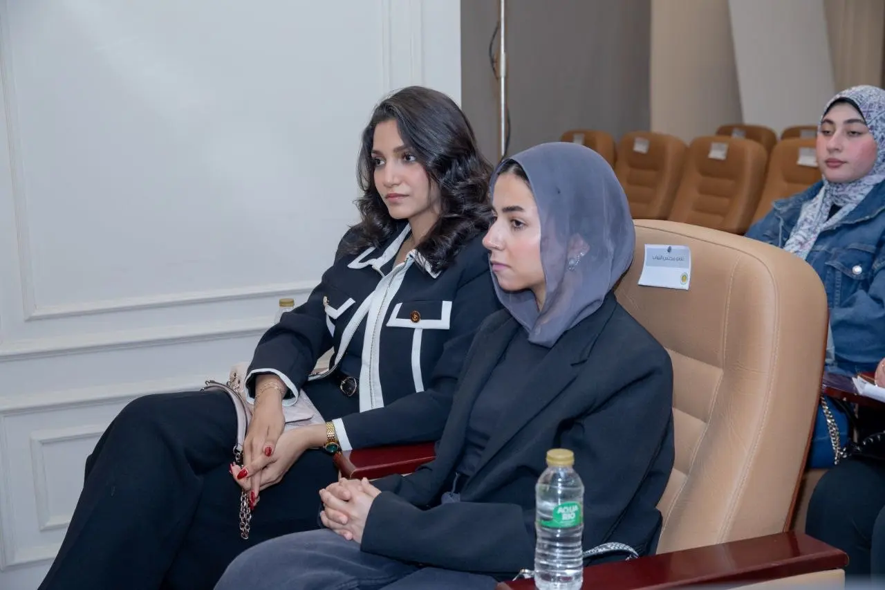 حزب الشعب الجمهوري ينظم جلسة حوارية لبحث قانون الأحوال الشخصية وطرح رؤى متوازنة لدعم استقرار الأسرة - 1000554440
