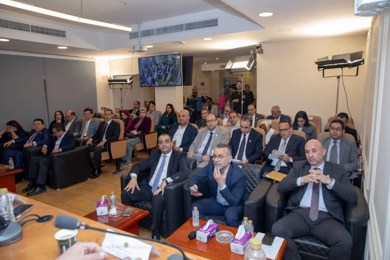 حزب الشعب الجمهوري ينظم جلسة حوارية لبحث قانون الأحوال الشخصية وطرح رؤى متوازنة لدعم استقرار الأسرة - 1000554445