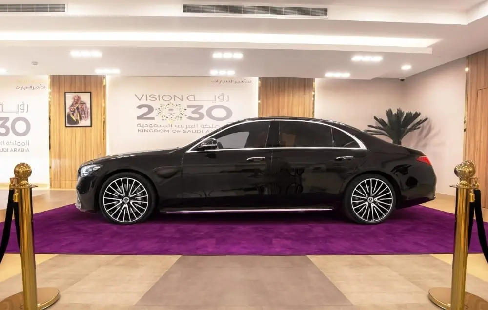 "مرسيدس S-Class" تجمع السيسي وبن سلمان.. إليك أسعار ومواصفات سيارة ولي العهد - 1000555018