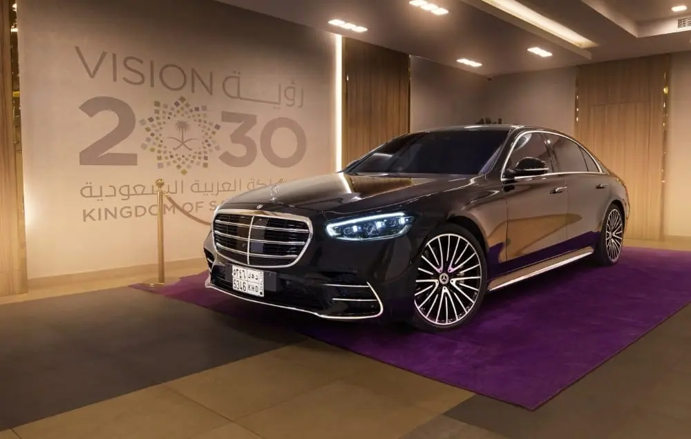 "مرسيدس S-Class" تجمع السيسي وبن سلمان.. إليك أسعار ومواصفات سيارة ولي العهد - 1000555019