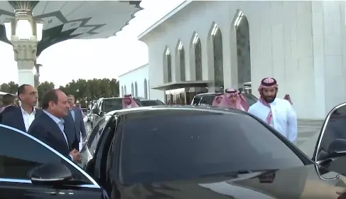 "مرسيدس S-Class" تجمع السيسي وبن سلمان.. إليك أسعار ومواصفات سيارة ولي العهد - 1000555028