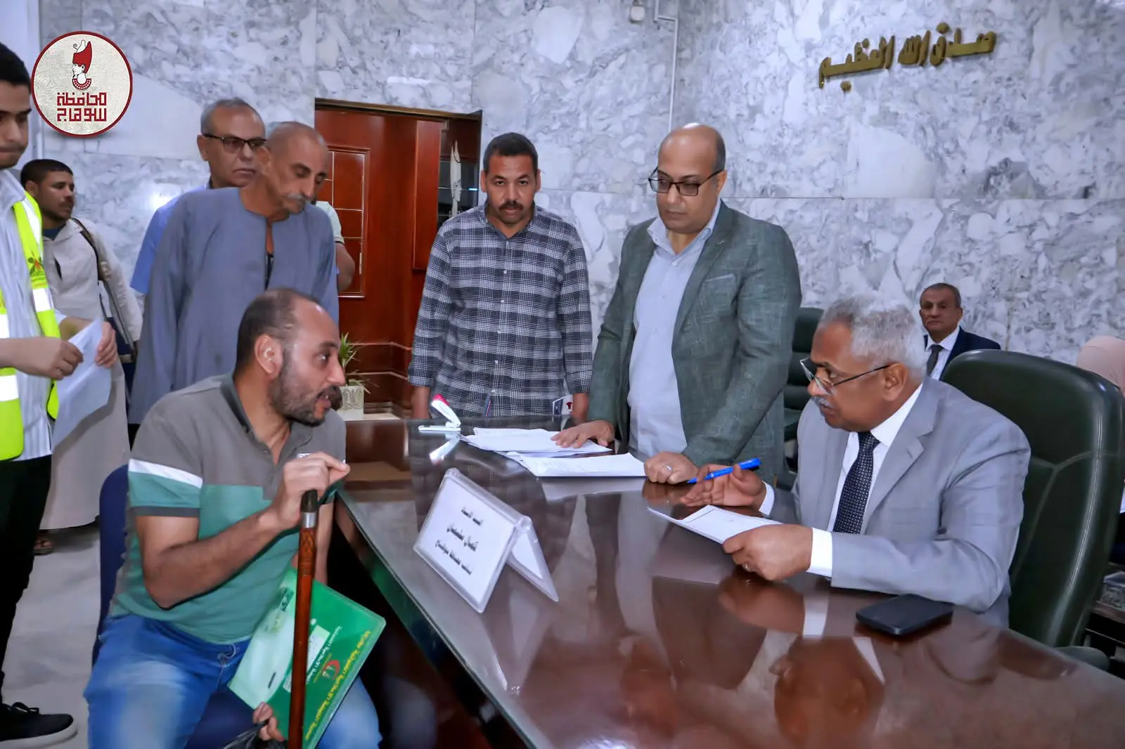 محافظ سوهاج يعقد اللقاء الجماهيري الأسبوعي لبحث مطالب المواطنين وحل مشكلاتهم
