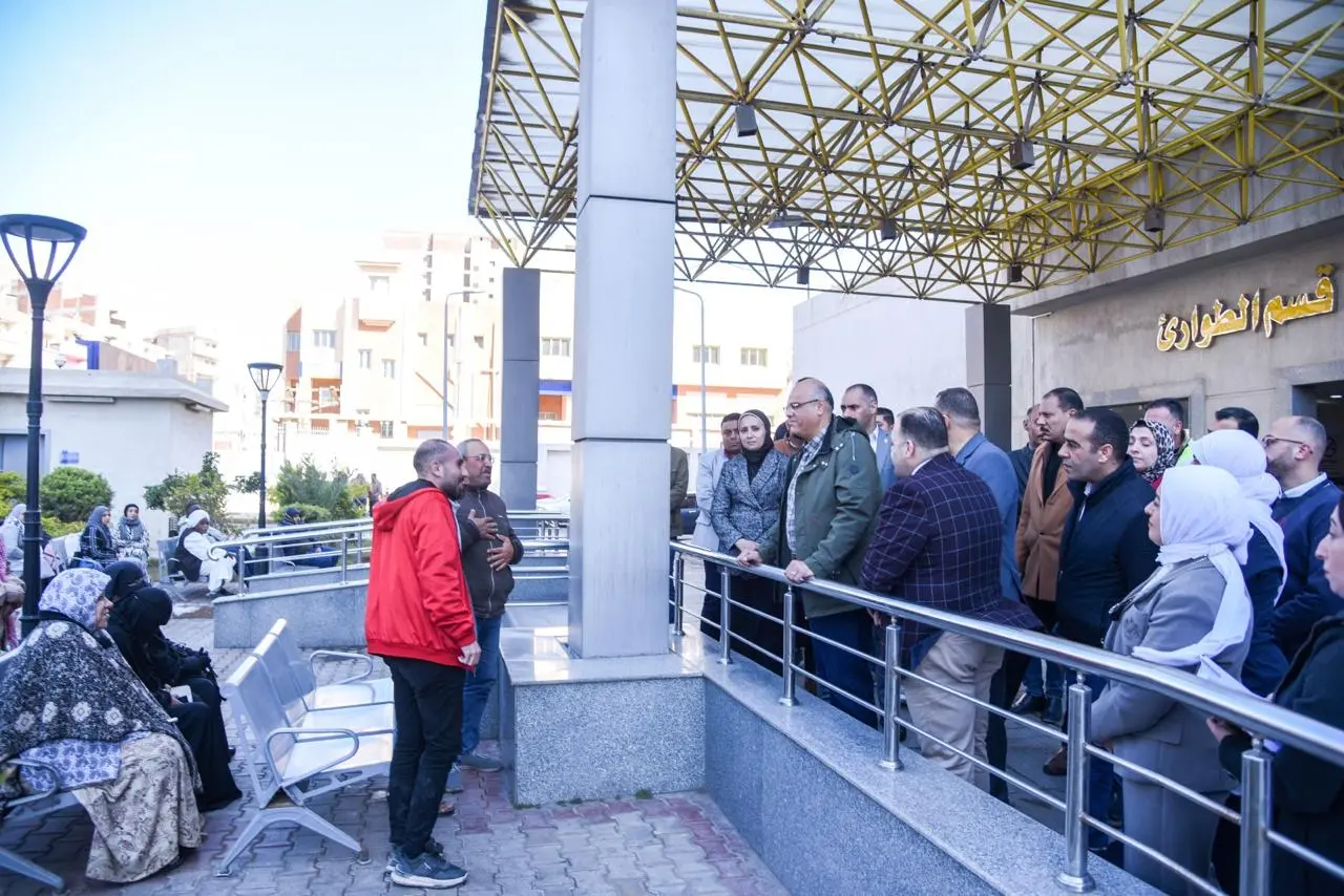 محافظ الإسكندرية يفتتح الجناح الملكي بـمستشفى العجمي التخصصي - 1000555871