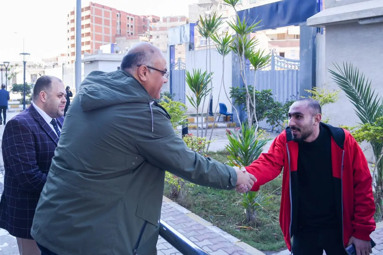 محافظ الإسكندرية يفتتح الجناح الملكي بـمستشفى العجمي التخصصي - 1000555894