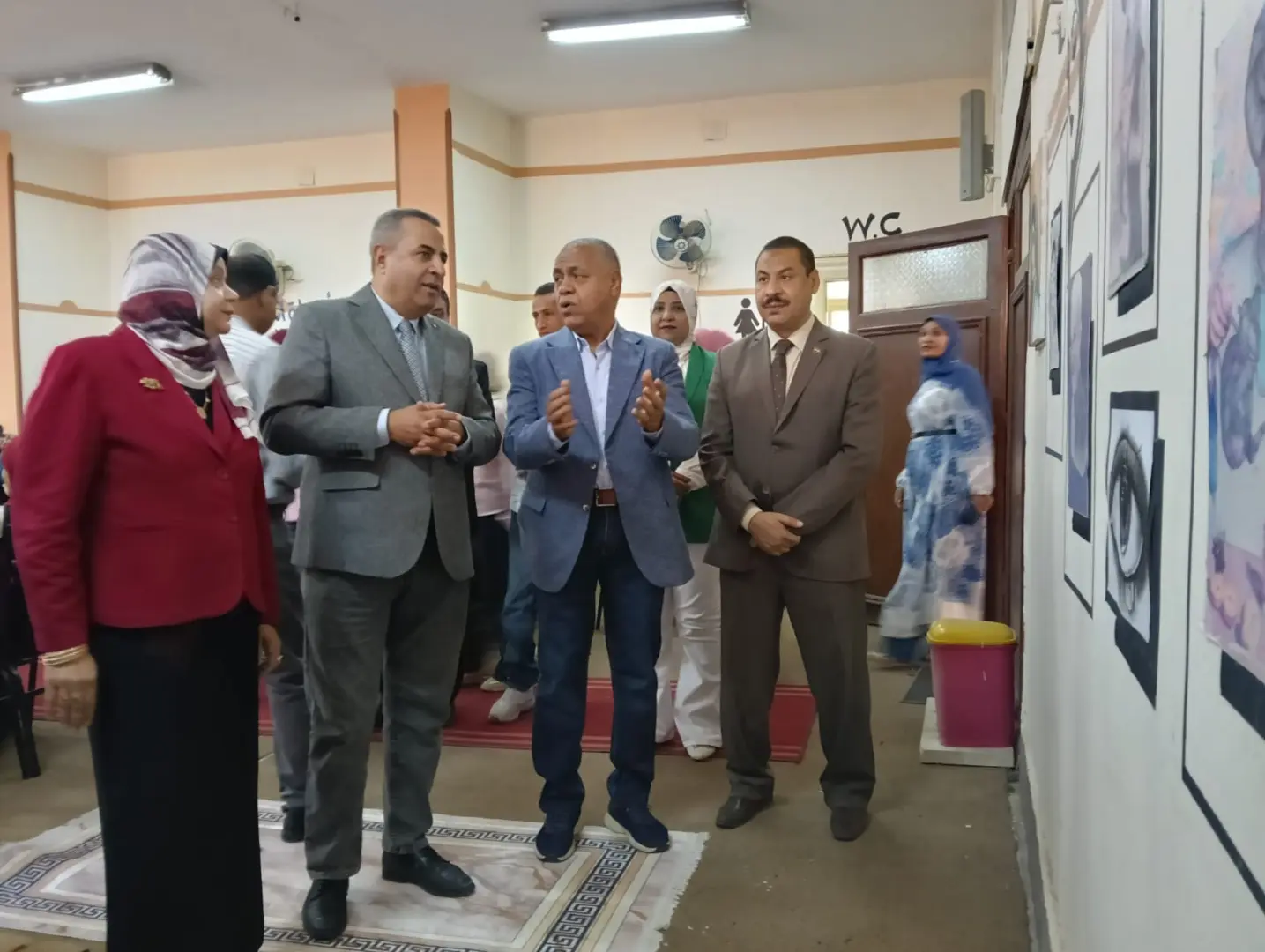 وكيل تعليم قنا يفتتح المعرض الختامي للأنشطة التربوية للنوادي الاستكشافية - 1000558341
