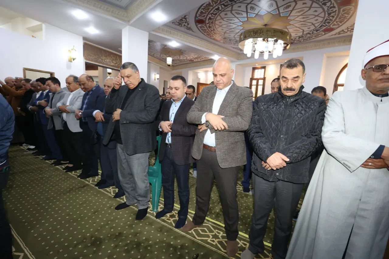 محافظ الإسكندرية يفتتح مسجد زينب نوار بعد تطوير شامل بتكلفة تجاوزت 3.5 مليون جنيه - 1000559273