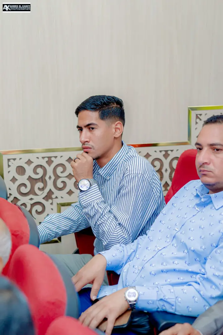 جامعة قنا تناقش رسالة حول توظيف رسوم الأطفال لتنمية مهارات الكولاج - 1000560516