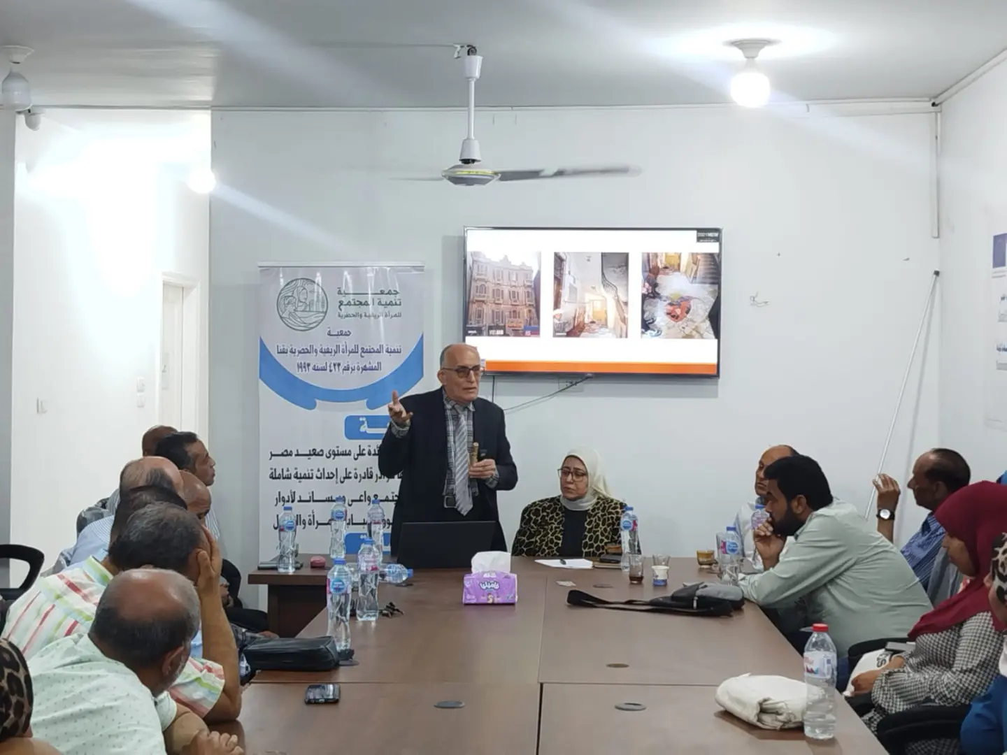 "المرأة الريفية" بقنا تحتضن ندوة حول التراث وتوصي بحماية المباني التاريخية - 1000566782