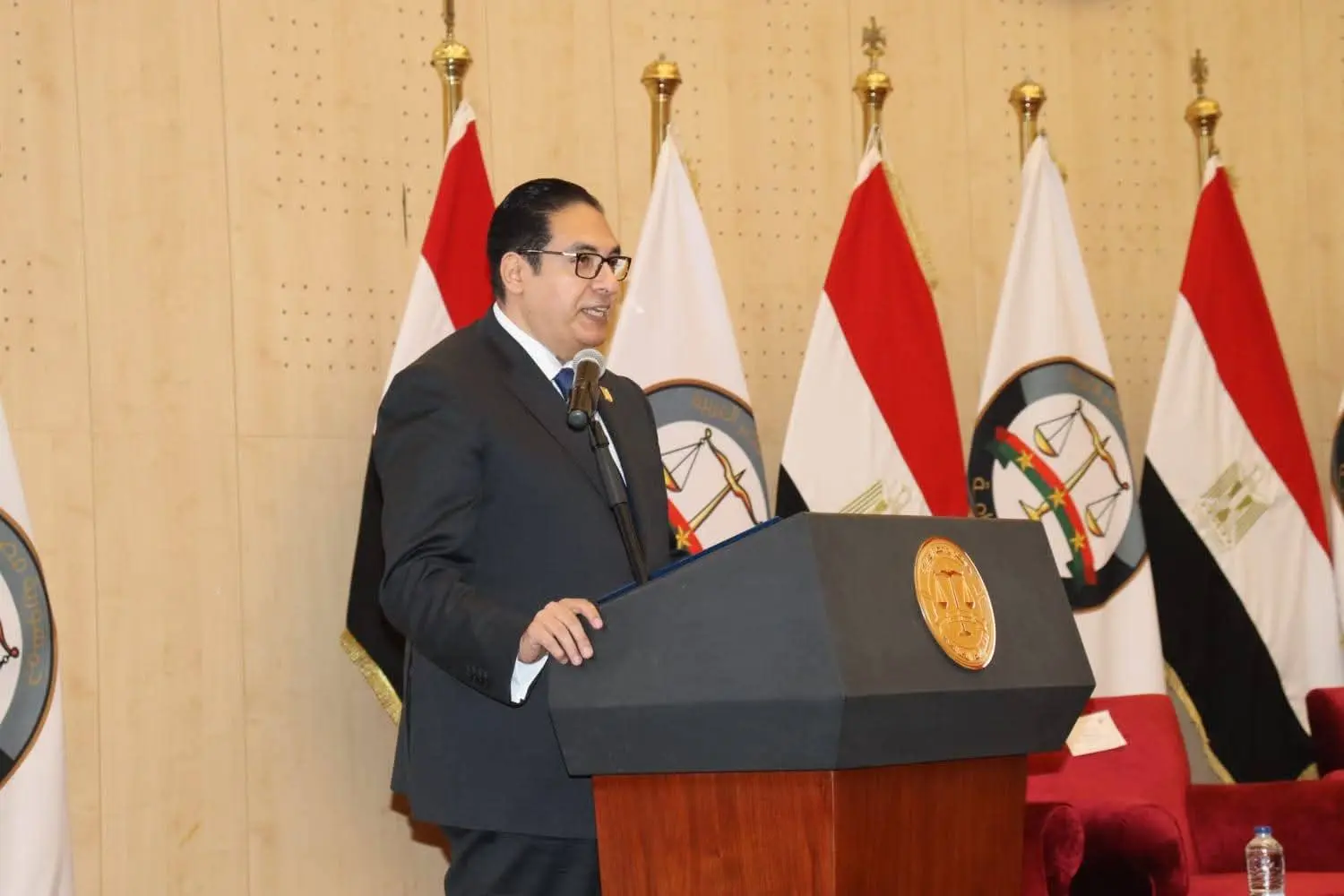 وزير التعليم العالي والنائب العام يشهدان فعاليات إطلاق الصالونات الثقافية بالجامعات المصرية - 1000567593