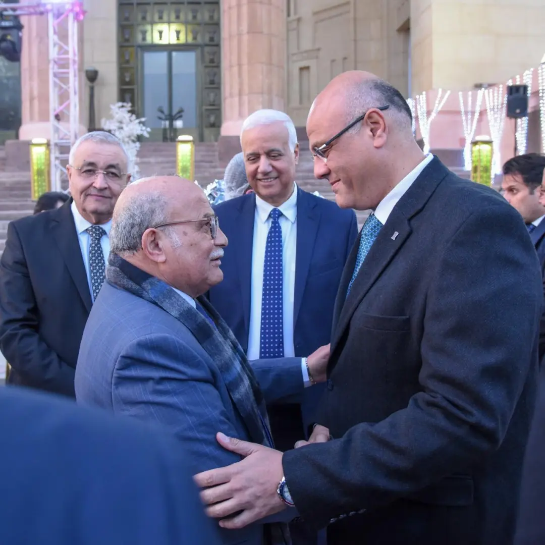 محافظ الإسكندرية يشارك في الإفطار السنوي لكلية الهندسة - 1000569213