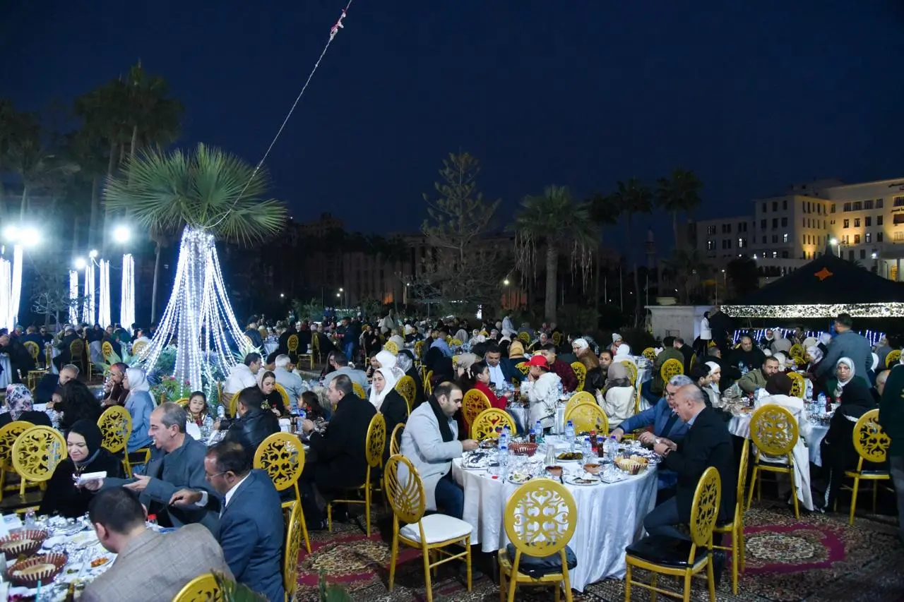 محافظ الإسكندرية يشارك في الإفطار السنوي لكلية الهندسة - 1000569215