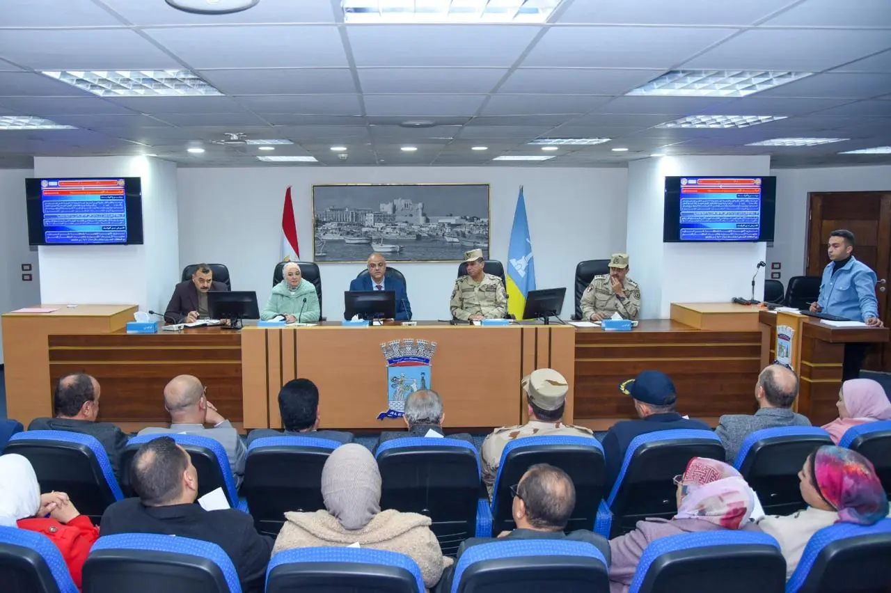 محافظ الإسكندرية يتابع الاستعدادات الخاصة بالتدريب العملي المشترك لمجابهة الأزمات والكوارث "صقر 168 - 1000569653