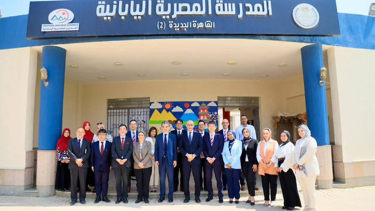وزير التعليم ورئيس جامعة هيروشيما يتفقدان المدرسة المصرية اليابانية بالقاهرة الجديدة - 1000571826