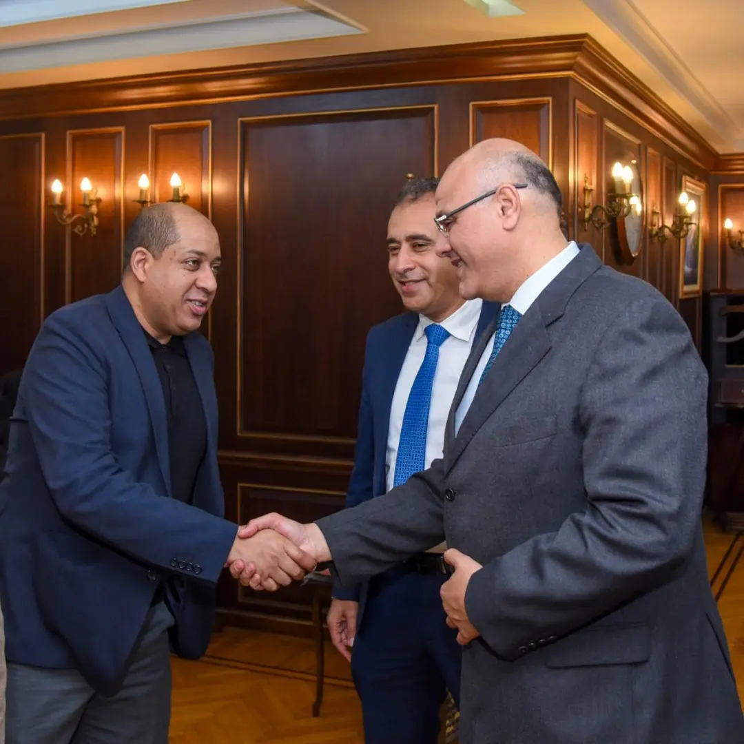 محافظ الإسكندرية يستقبل مجلس نقابة الصحفيين بالإسكندرية ويؤكد أهمية دور الإعلام في دعم جهود التنمية - 1000572017