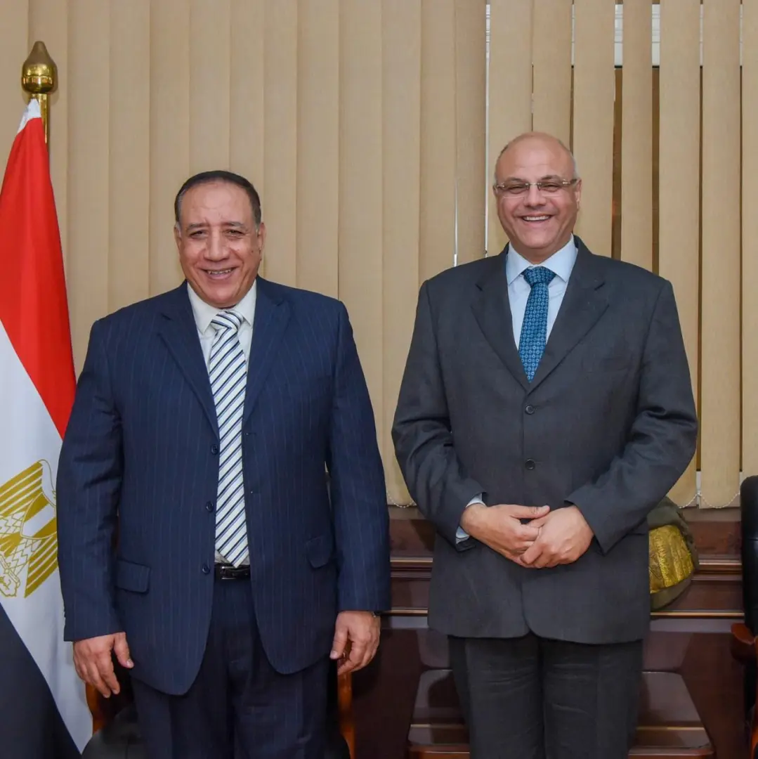 محافظ الإسكندرية يستقبل مجلس نقابة الصحفيين بالإسكندرية ويؤكد أهمية دور الإعلام في دعم جهود التنمية - 1000572019