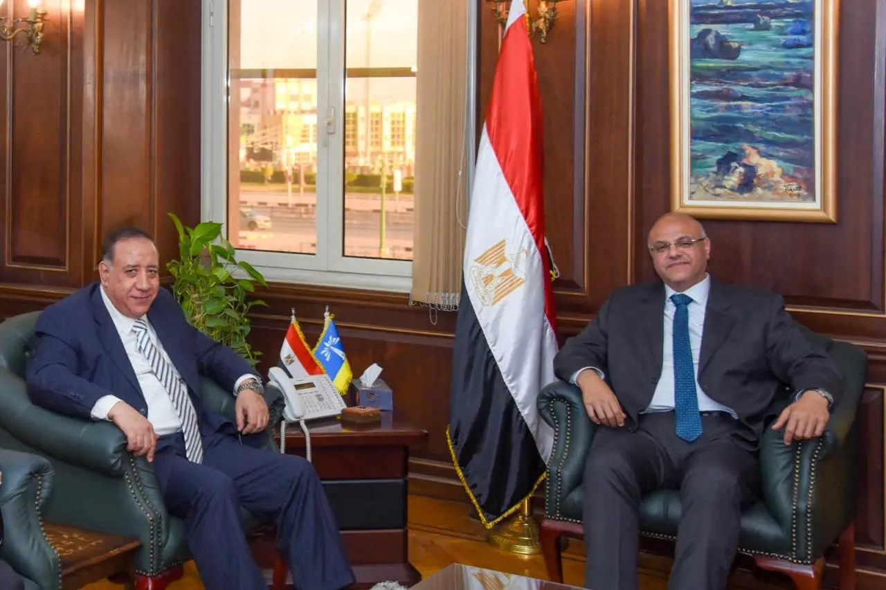 محافظ الإسكندرية يستقبل مجلس نقابة الصحفيين بالإسكندرية ويؤكد أهمية دور الإعلام في دعم جهود التنمية - 1000572038