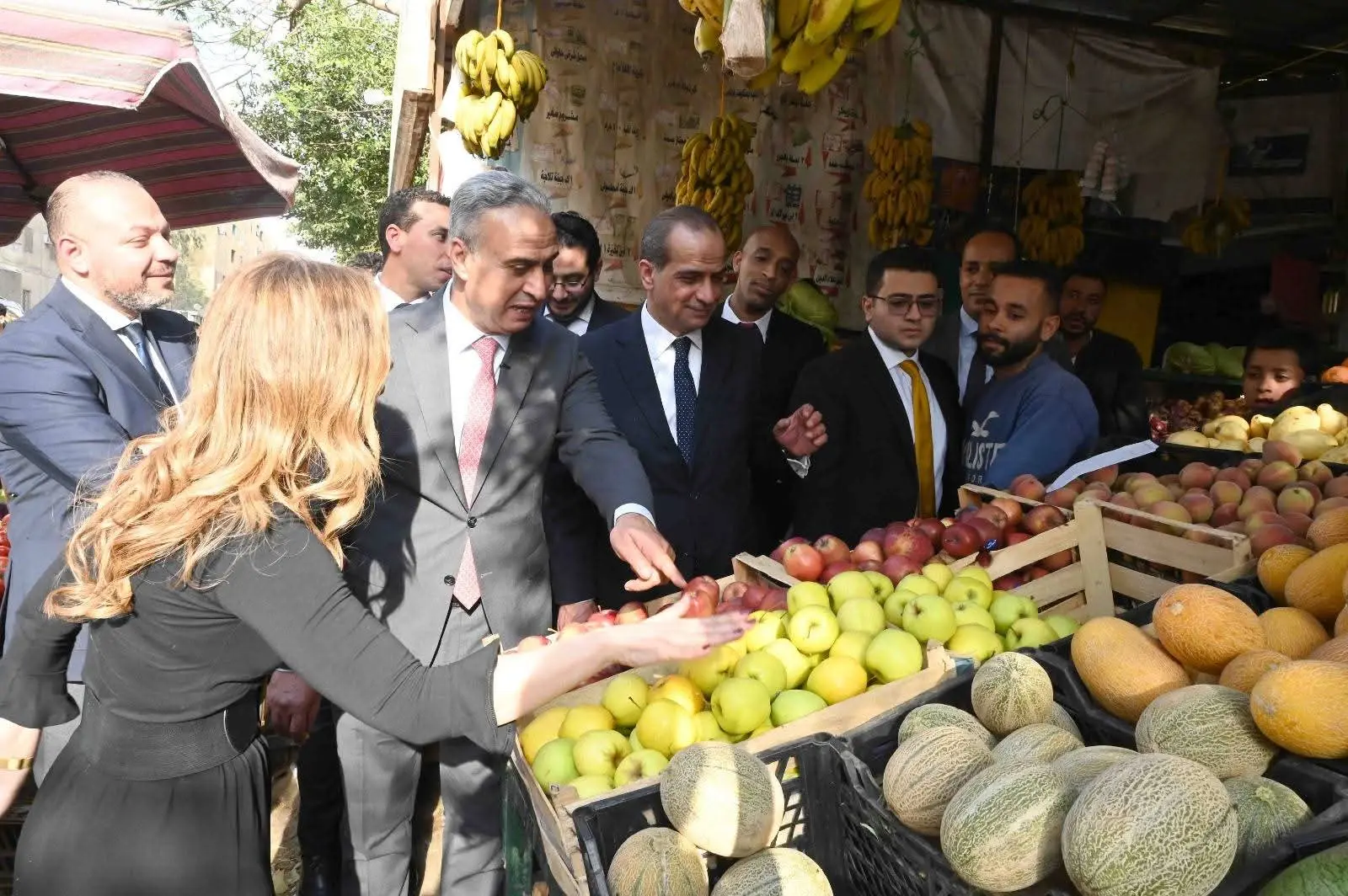 السجيني: لا تهاون مع الاحتكار أو استغلال المواطنين.. والدولة تتحرك بحسم لضبط الأسواق - 1000572374