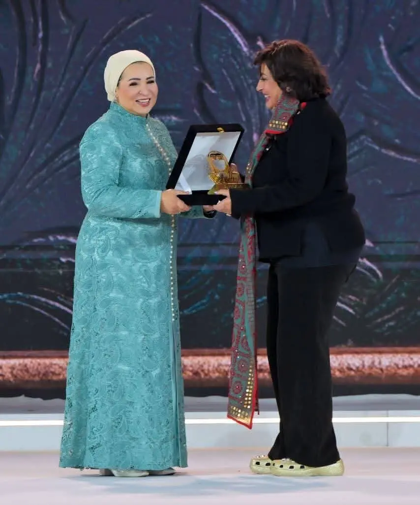 انتصار السيسي تكرم السيدات خلال احتفالية المرأة المصرية أيقونة النجاح - 1000572522