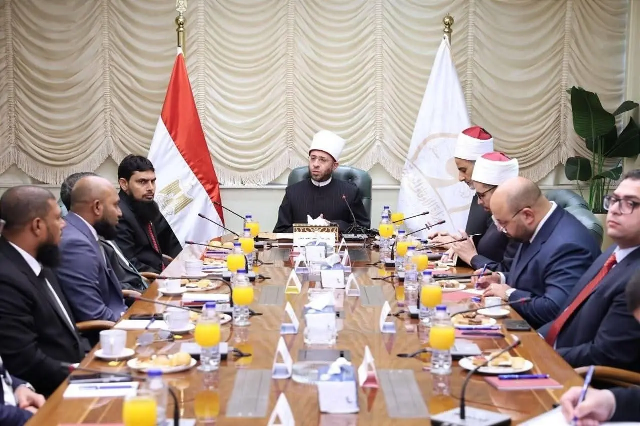 وزير الأوقاف يستقبل وفد جامعة المالديف الإسلامية لبحث تعزيز التعاون العلمي والدعوي - 1000572584