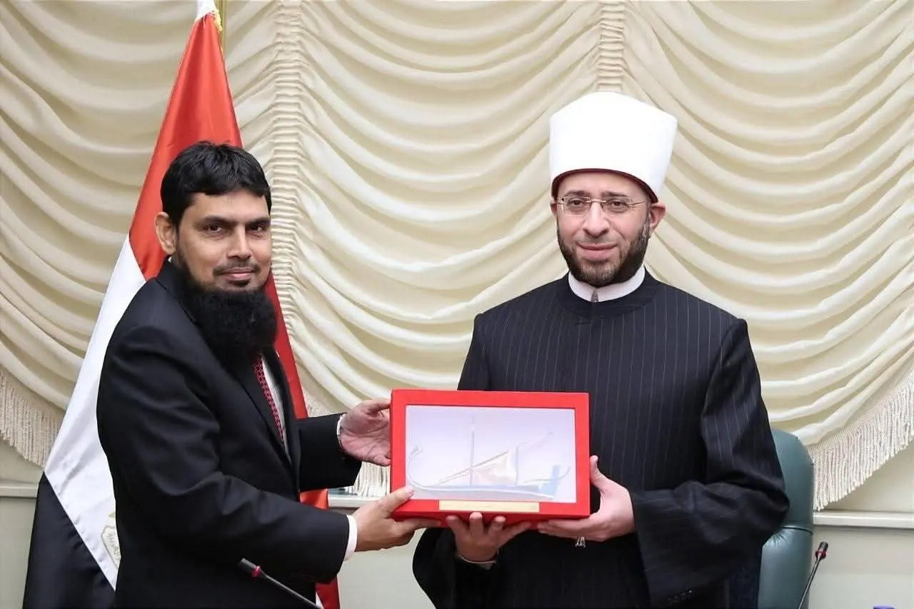 وزير الأوقاف يستقبل وفد جامعة المالديف الإسلامية لبحث تعزيز التعاون العلمي والدعوي - 1000572594