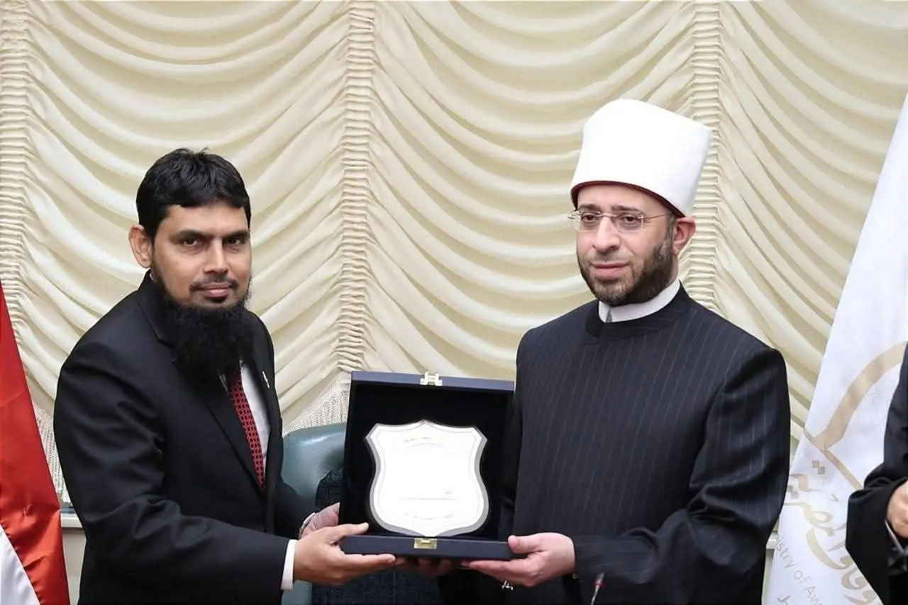 وزير الأوقاف يستقبل وفد جامعة المالديف الإسلامية لبحث تعزيز التعاون العلمي والدعوي - 1000572598