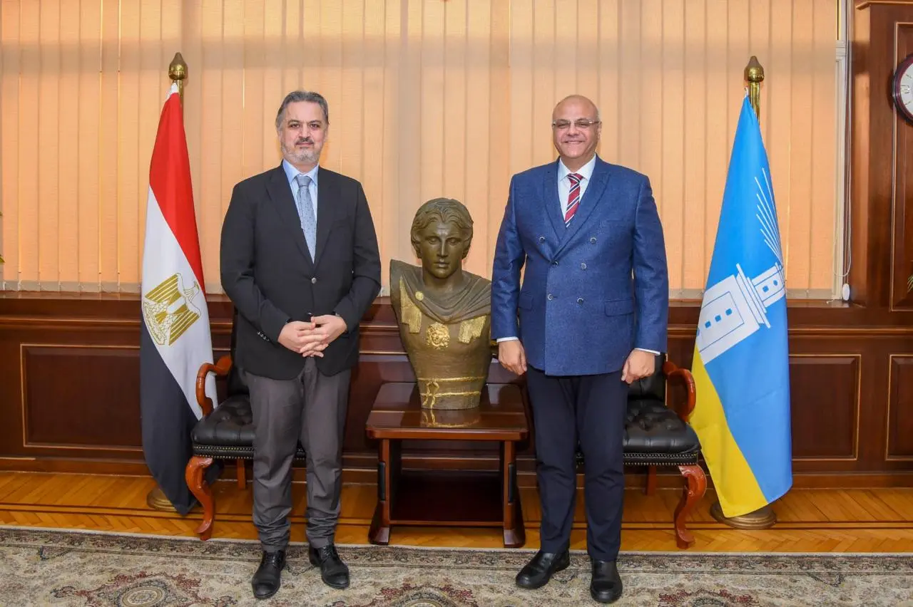 قنصل اليونان بالإسكندرية: روابطنا مع "عروس المتوسط" تاريخية ونسعى لتعزيز الاستثمارات المشتركة - 1000574039