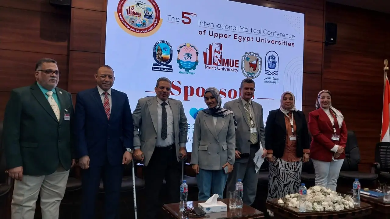 طلاب «علوم قنا» يحصدون المركز الأول في أفضل بحث بالمؤتمر الطبي لجامعات جنوب الصعيد