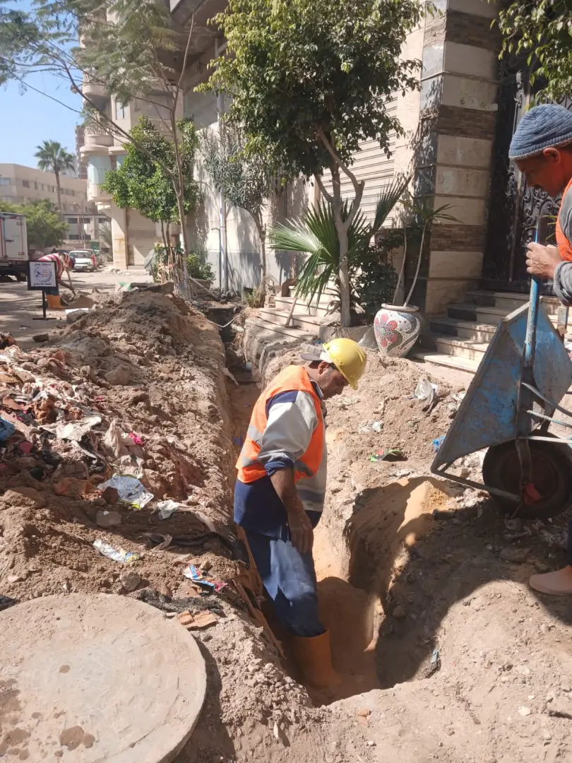 طفرة في بنية الإسكندرية التحتية.. "الصرف الصحي" تنهي مشروع عزبة خطاب وتكثف العمل بـ “أرض فضالي” - 1000574713