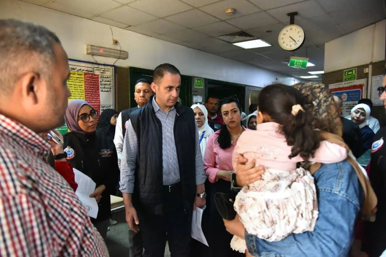 نائب وزير الصحة يحيل المتغيبين بمركز طبي قليوب للتحقيق - 1000575183