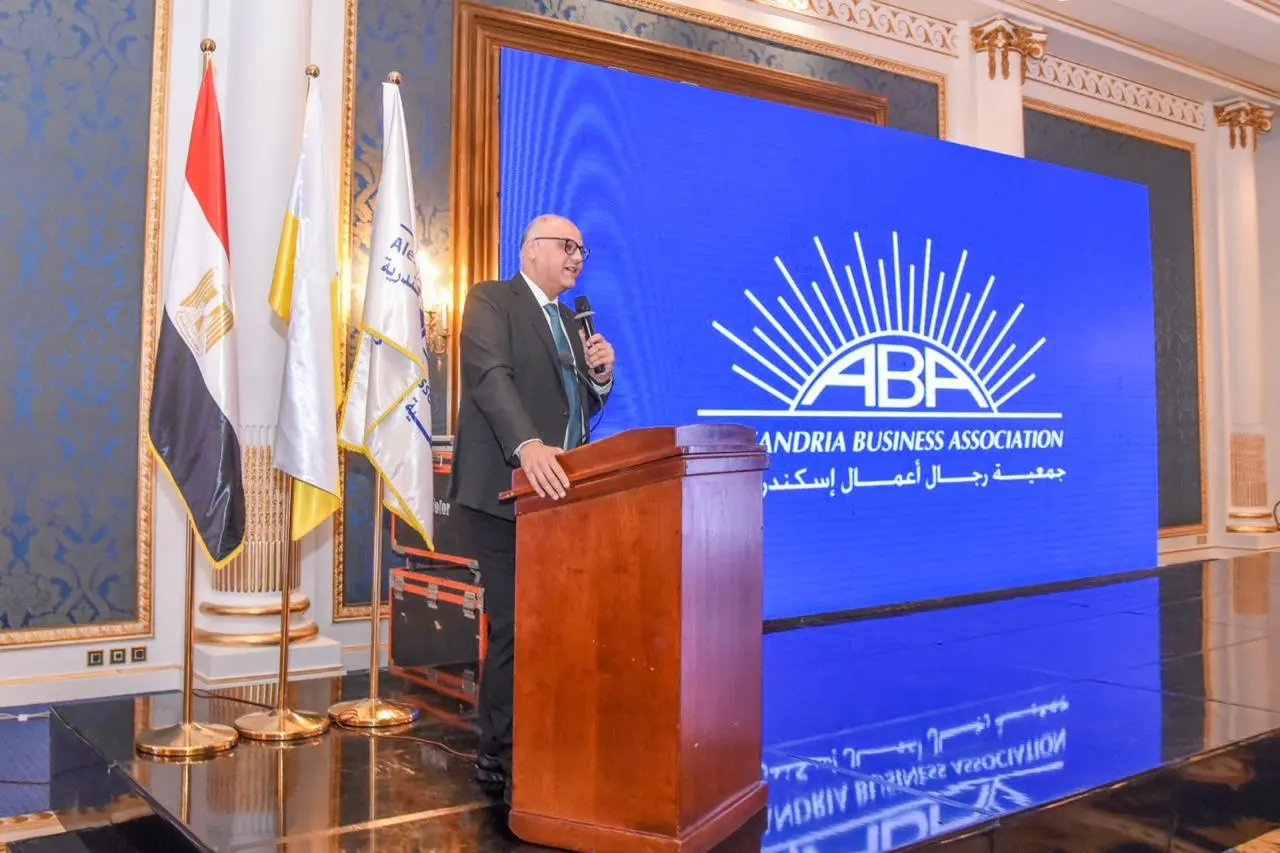 محافظ الإسكندرية: حريصون على دعم الاستثمار والشراكة مع قطاع الأعمال لدفع عجلة التنمية - 1000575543