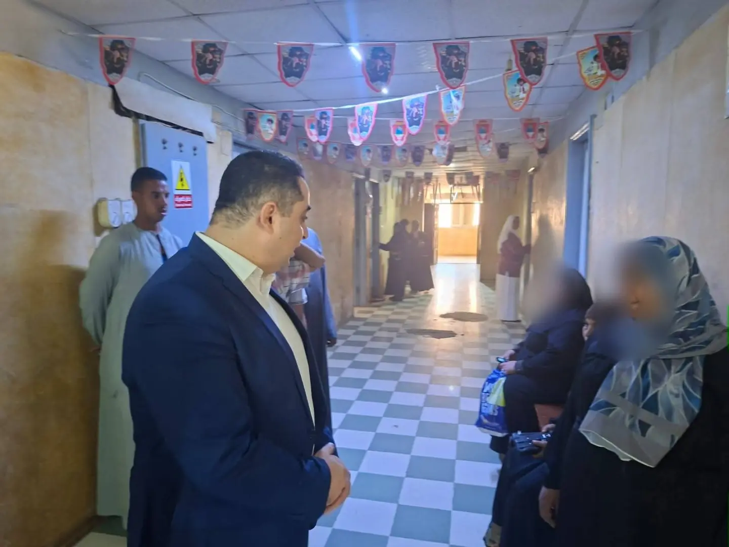 جولة مفاجئة لوكيل صحة قنا بمستشفى نقادة وتوجيهات حازمة لضبط الأداء - 1000575829