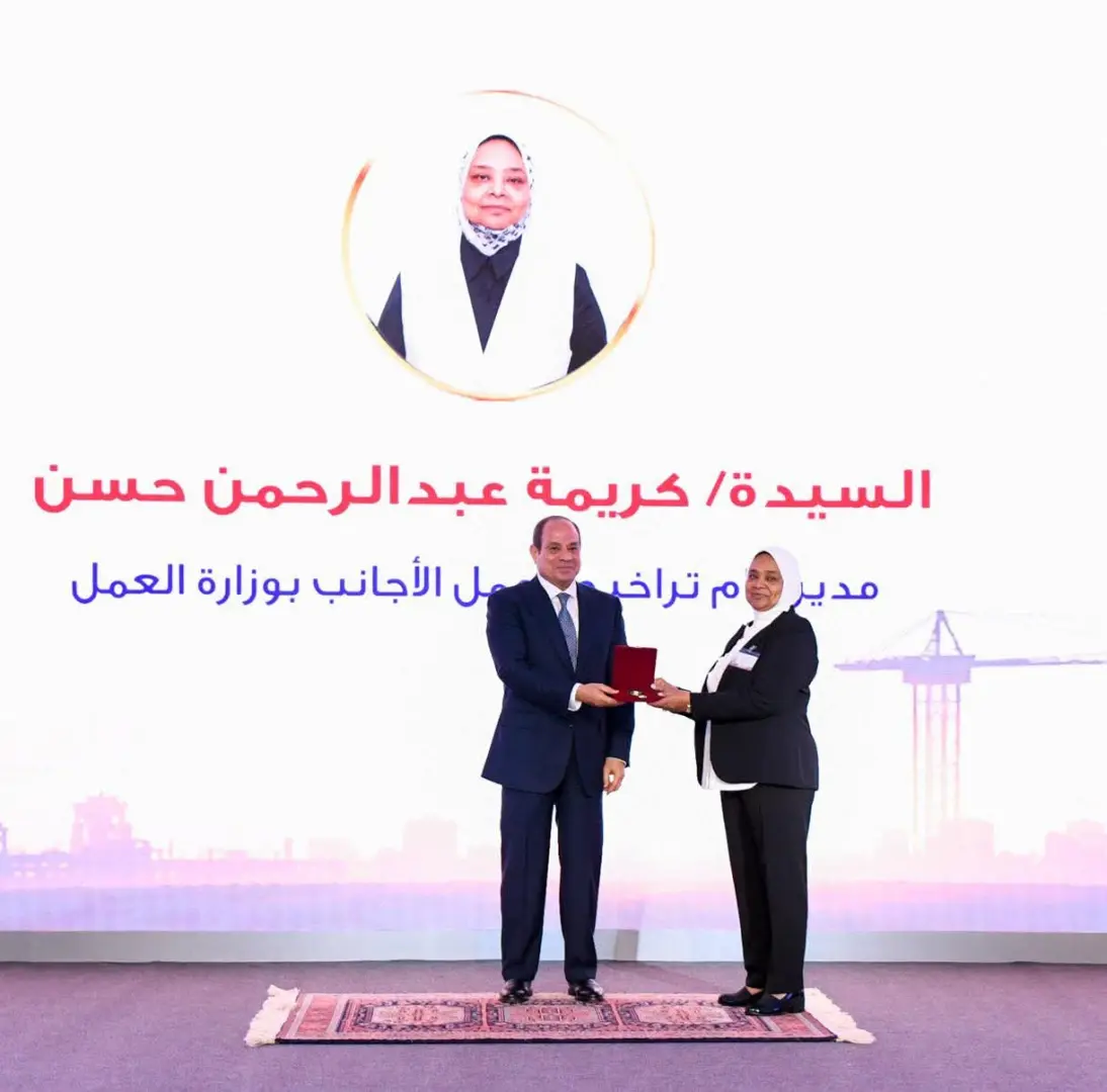 الرئيس السيسي يشارك في احتفالية عيد العمال ويوجه بحزمة قرارات لدعم العمالة - 1000578402
