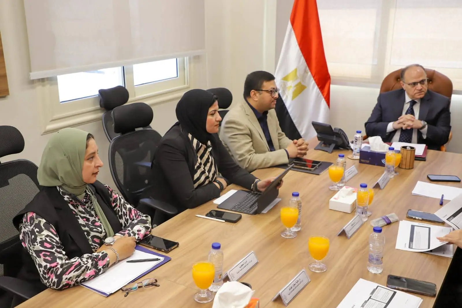 رئيس هيئة الدواء يبحث مع شركة فايزر تعزيز الاستثمار وتوطين صناعة الدواء - 1000578662