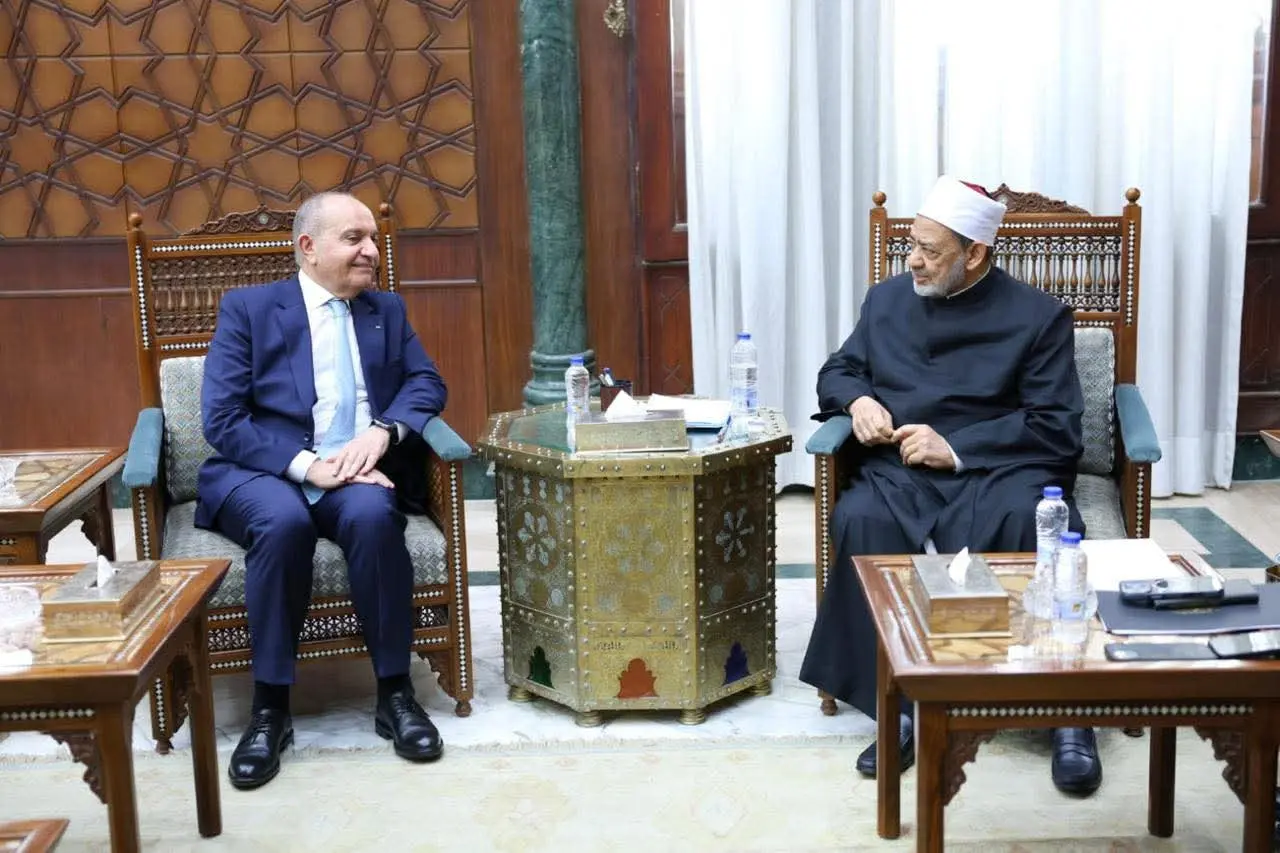 شيخ الأزهر يستقبل السفير الأردني بالقاهرة