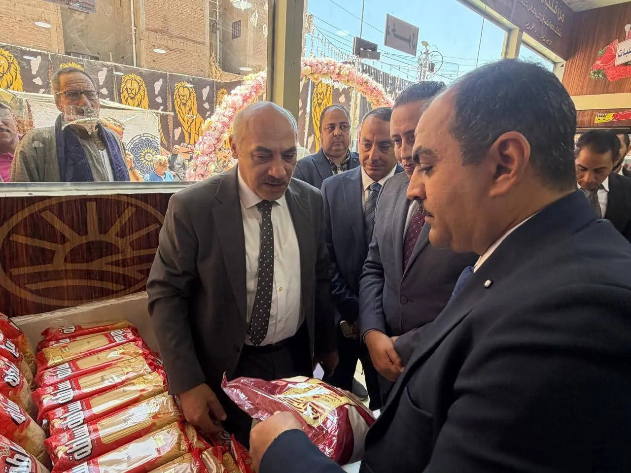 إفتتاح منفذ ثابت لجهاز مستقبل مصر بإيتاي البارود لتوفير منتجات “خيرها” بأسعار مخفضة - 1000580584