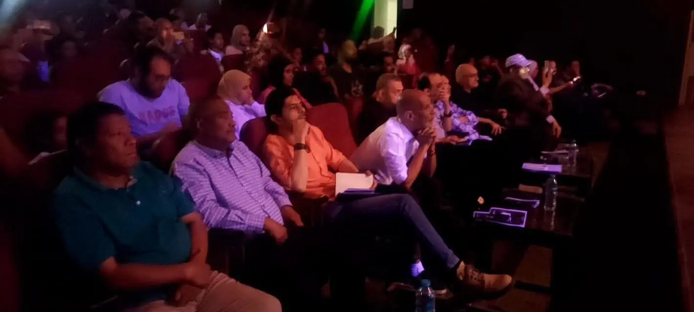 "مقبرة الشموع" و"لعبة الخروج" ضمن عروض نوادي المسرح بقصر ثقافة قنا - 1000580741
