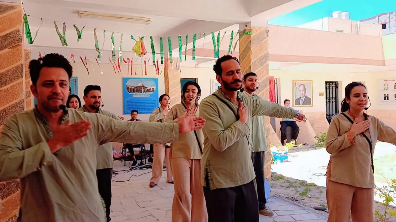 إقبال كبير على عرض "السمسمية" في ختام مشروع "المواجهة والتجوال" ببيت ثقافة المساعيد - 1000580961