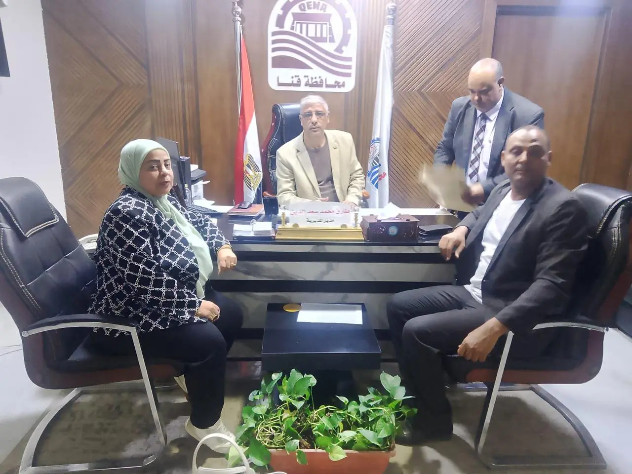 وكيل تعليم قنا يناقش استعدادات امتحانات نهاية العام الدراسي