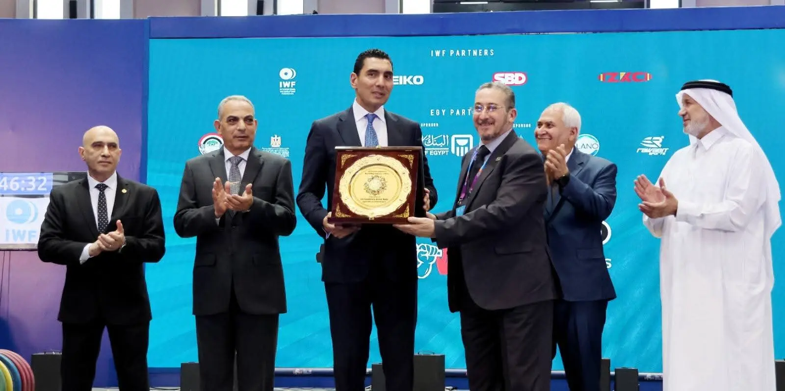 انطلاق بطولة العالم لرفع الأثقال للناشئين والناشئات بالإسماعيلية بمشاركة 54 دولة - 1000582754