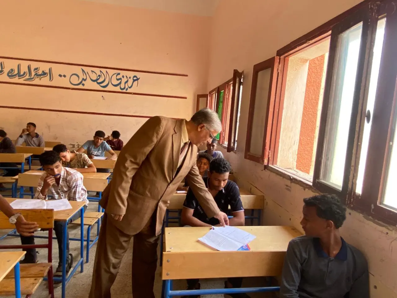 إحالة مخالفات بلجان امتحانات التعليم الفني بقفط للتحقيق - 1000584098