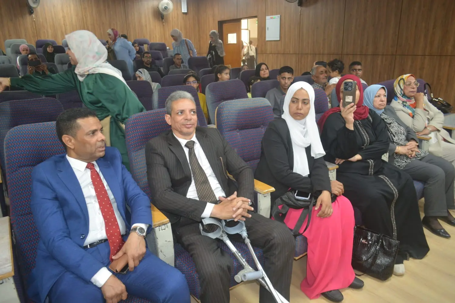 دراسة بجامعة قنا تكشف: الحشرات مصدر غذائي واعد يحسّن النمو ويعزز القيمة الغذائية - 1000584543