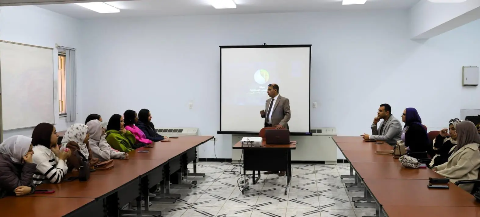 الصرف الصحي بالإسكندرية تستقبل طلاب إعلام جامعة الإسكندرية - 1000584842