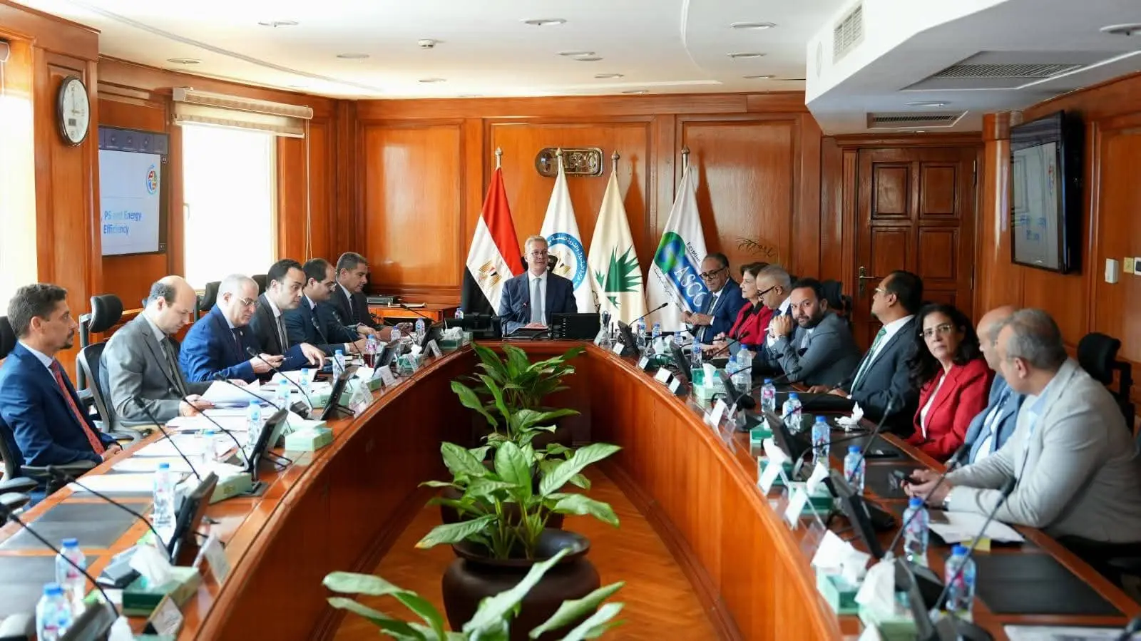 وزير البترول: تطبيق أحدث تكنولوجيات المسح والاستكشاف لزيادة فرص تحقيق اكتشافات الغاز بالمياه العميقة