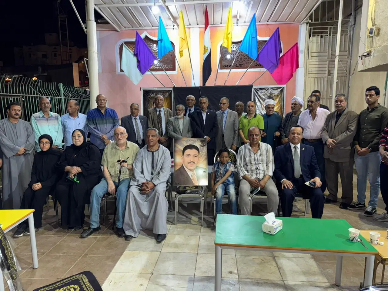 مركز شباب مدينة قنا يُؤبن العميد أسامة شيبة بحضور أسرته ونخبة من الرياضيين - 1000588606