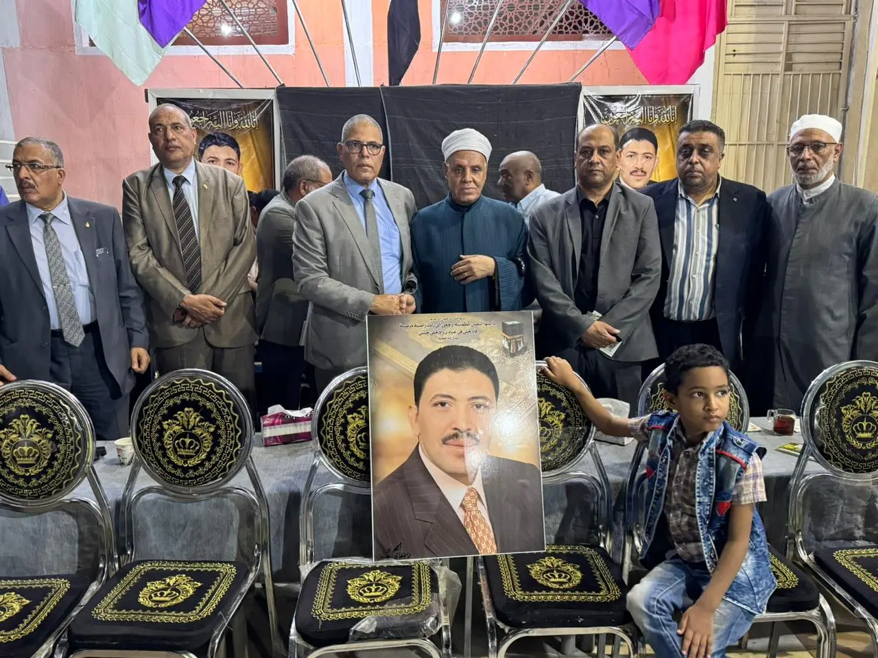 مركز شباب مدينة قنا يُؤبن العميد أسامة شيبة بحضور أسرته ونخبة من الرياضيين - 1000588610