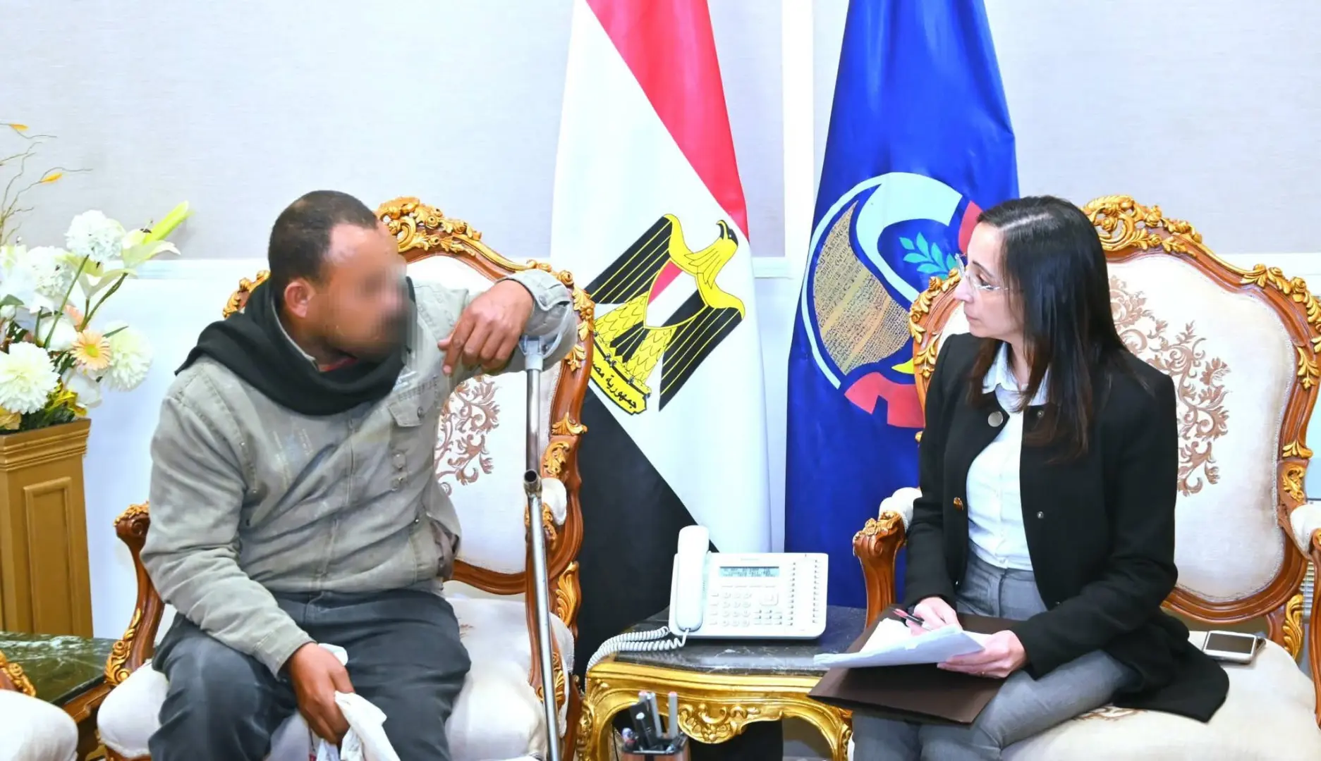 في لقاء مفتوح مع المواطنين.. محافظ البحيرة تؤكد: قرارات عاجلة للتعامل مع كافة الشكاوى والطلبات - 1000591053