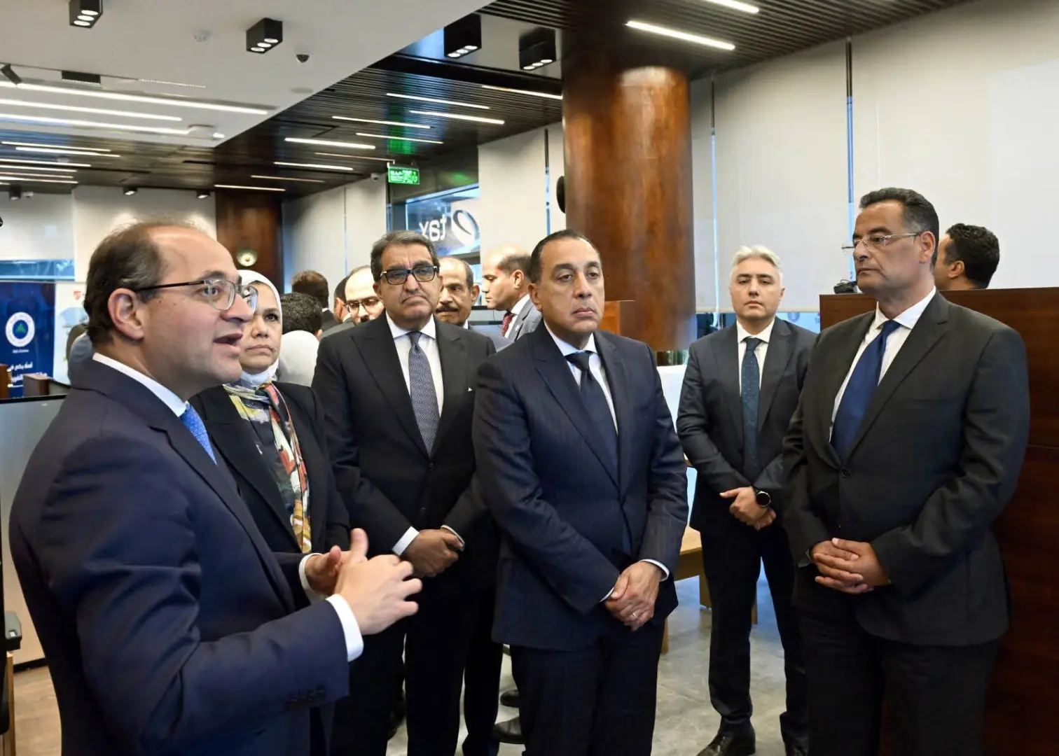 رئيس الوزراء يفتتح أول مركز للخدمات الضريبية المميزة بالقاهرة الجديدة - 1000591122