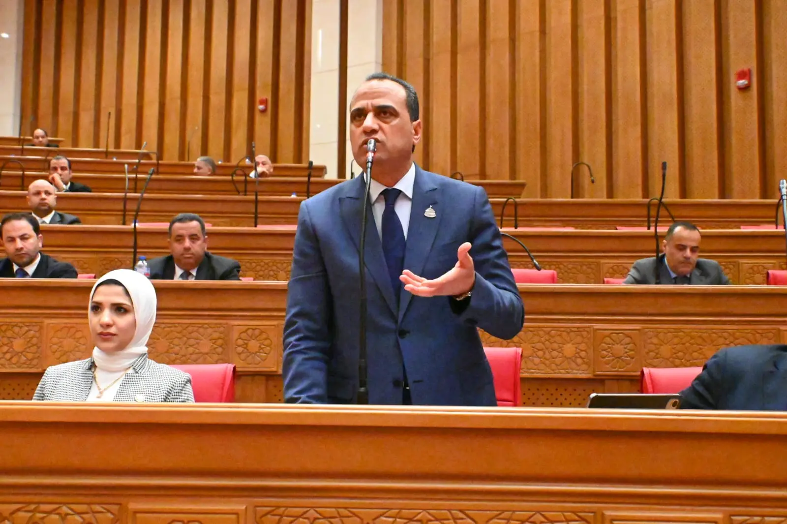 خلال جلسة مجلس النواب.. النائب ممدوح جاب الله لـ"وزير النقل": التنمية حق للجميع و نحذر من كارثة بسبب حالة الكباري في حوش - 1000591255 1