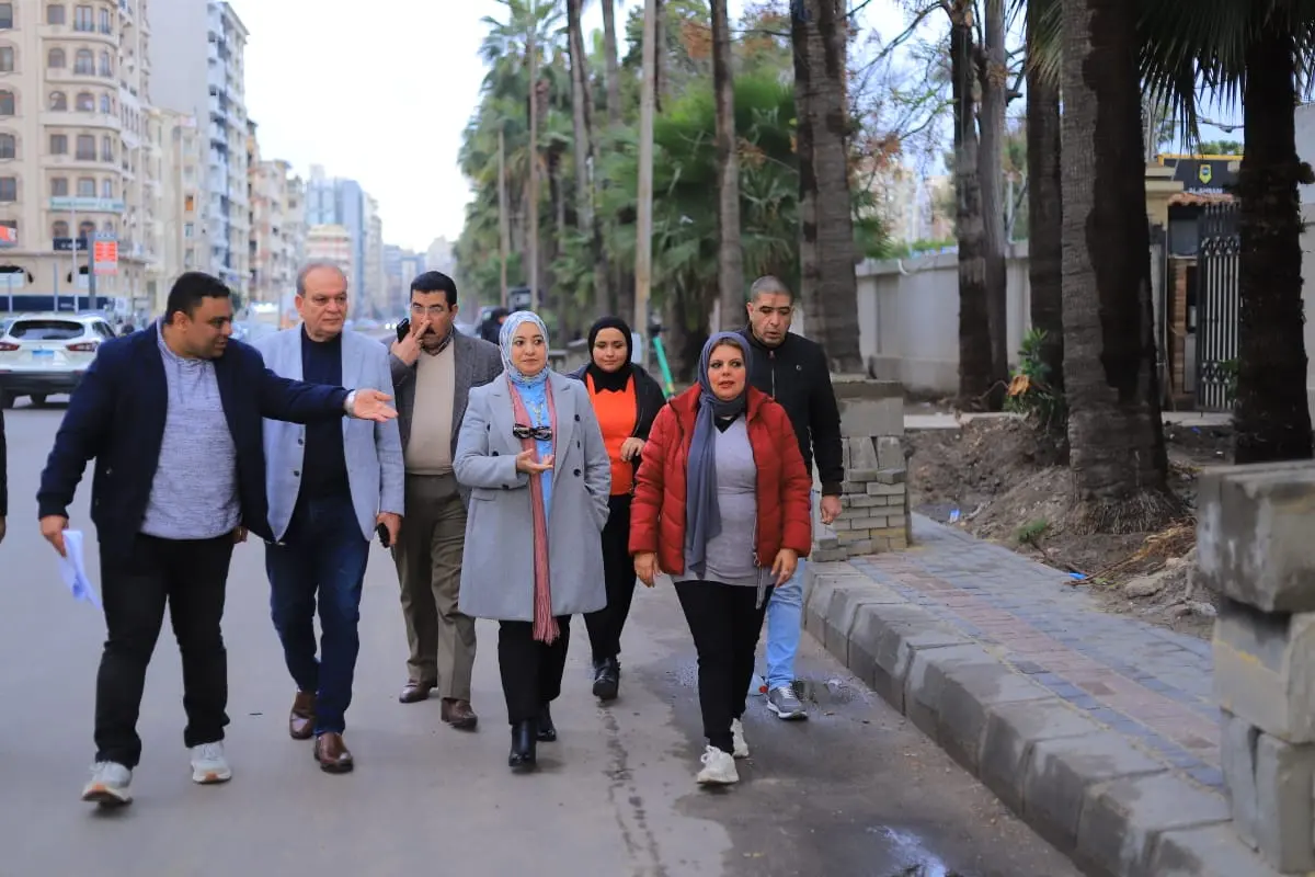 نائب محافظ الإسكندرية تتابع ميدانياً معدلات تنفيذ مشروع تطوير وتوسعة شارع أبو قير - 1000593651