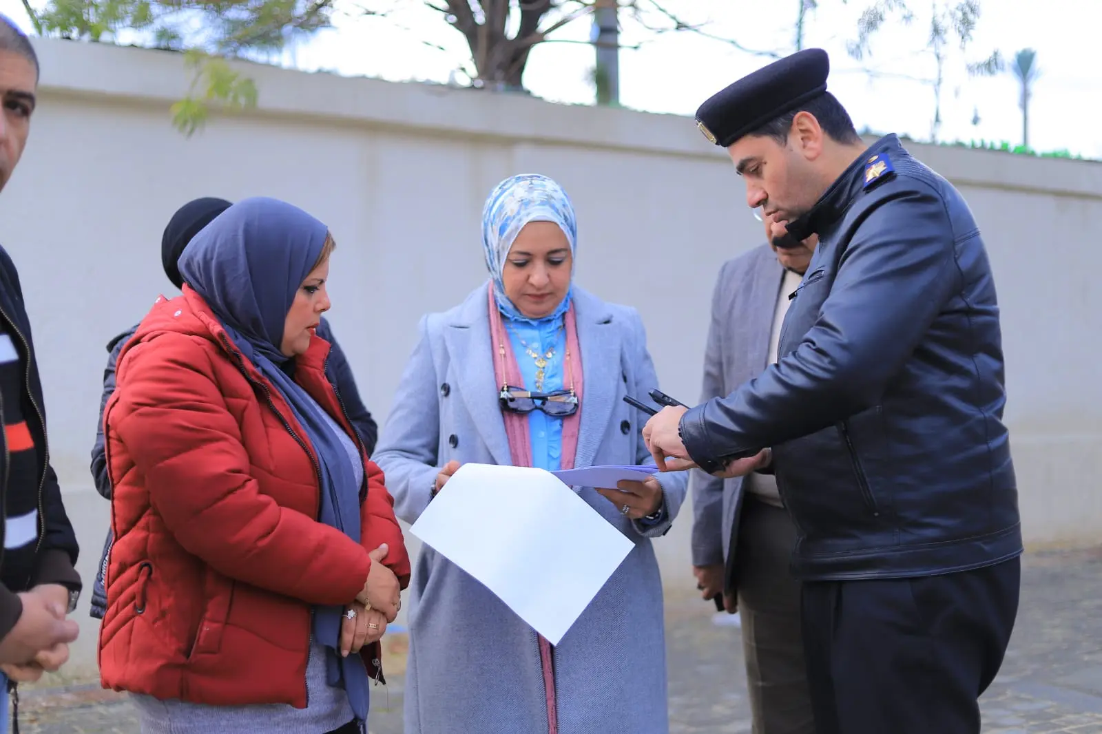 نائب محافظ الإسكندرية تتابع ميدانياً معدلات تنفيذ مشروع تطوير وتوسعة شارع أبو قير - 1000593663